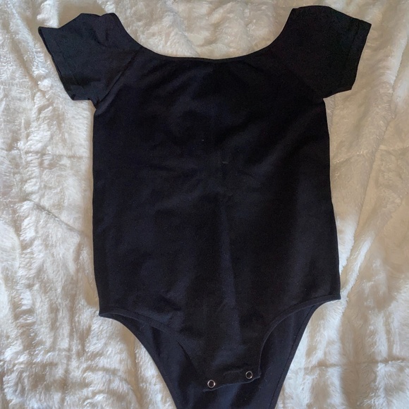 Black tshirt bodysuit - Picture 1 of 3
